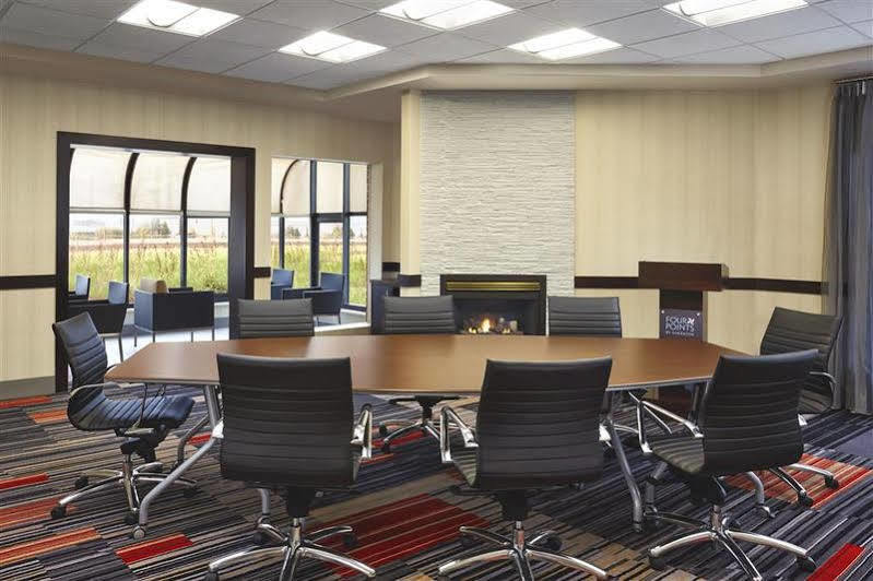 Four Points By Sheraton Kitchener-ウォータールー エクステリア 写真