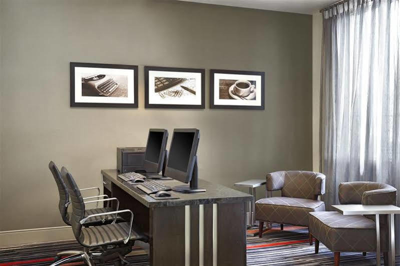 Four Points By Sheraton Kitchener-ウォータールー エクステリア 写真